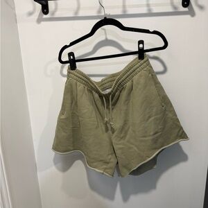Tna Cozy Bf Sage Green Sweat Shorts